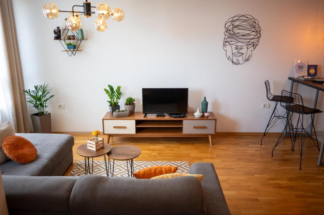 Skopje Station Apartment Exteriör bild
