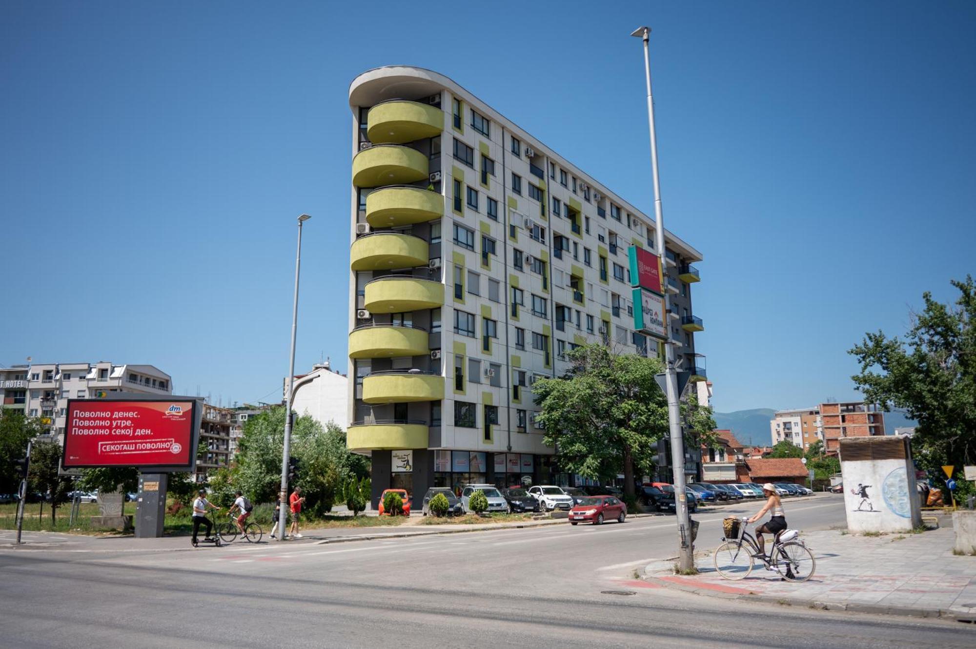 Skopje Station Apartment Exteriör bild